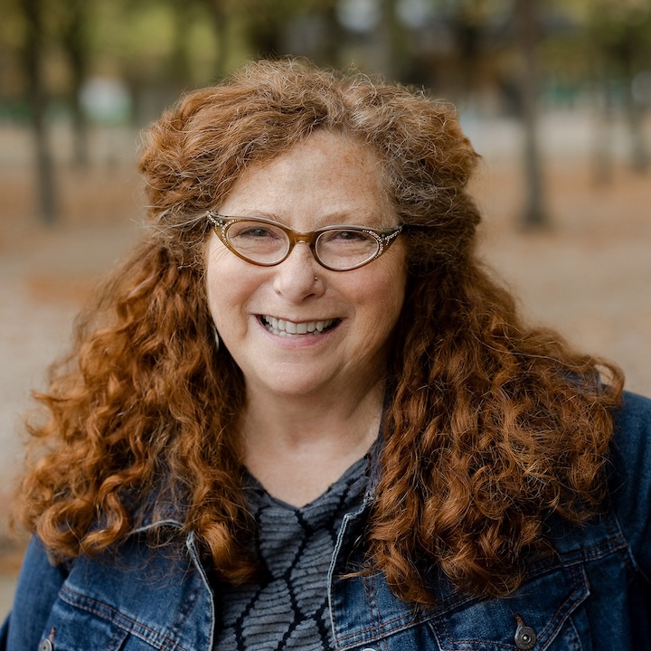 Lisa Mer (she/her)